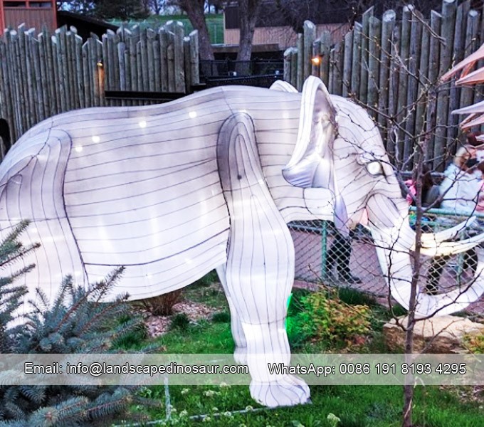 High Quality Animal Shape Lanterns-01