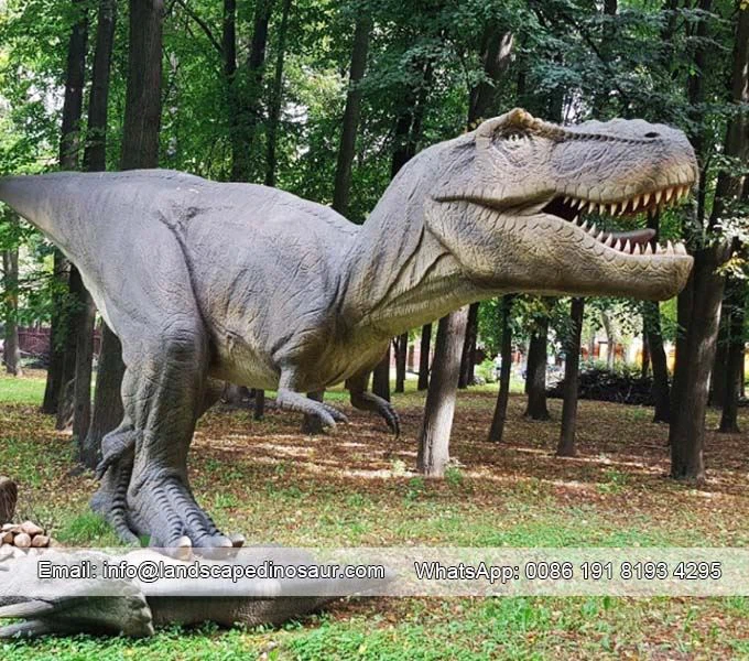 Patung Dinosaur Luaran